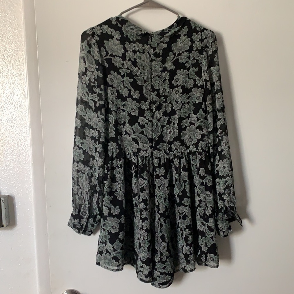 Aeropostale floral black romper